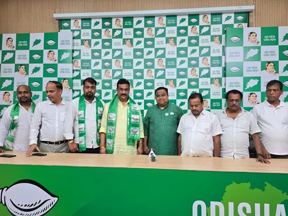 ଦଳ ବଦଳ ପରେ ରାଜେନ୍ଦ୍ରଙ୍କ ଭୂମିକାକୁ ନେଇ ଚର୍ଚ୍ଚା 