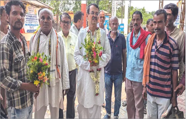 ପ୍ରାର୍ଥିପତ୍ର ଦାଖଲ କଲେ ଖାରବେଳ ସ୍ୱାଇଁ