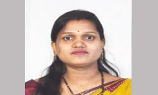 ଖଣ୍ଡପଡ଼ାରେ ସାବିତ୍ରୀ ବିଜେଡି ପ୍ରାର୍ଥୀ: ଇସ୍ତଫା ଦେଲେ ଅନୁଭବ ପଟ୍ଟନାୟକ