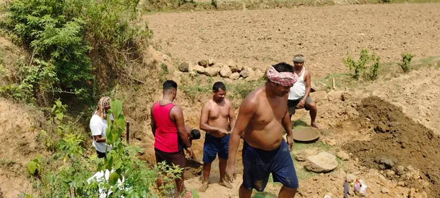 ଶୁଣିଲାନି ପ୍ରଶାସନ: ଚୁଆର ପୁନରୁଦ୍ଧାର କାମ ନିଜେ କରି ଉଦାହରଣ ସୃଷ୍ଟି କଲେ ଯୁବକ