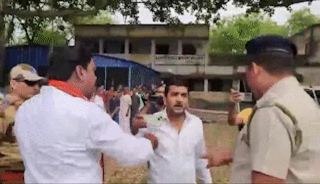 ମତଦାନ ବେଳେ ପଶ୍ଚିମବଙ୍ଗରେ ହିଂସା: ଦିନ ୧୧ଟା ସୁଦ୍ଧା ୨୫.୪୧ ପ୍ରତିଶତ ଭୋଟରଙ୍କ ସଂଖ୍ୟା ରେକର୍ଡ