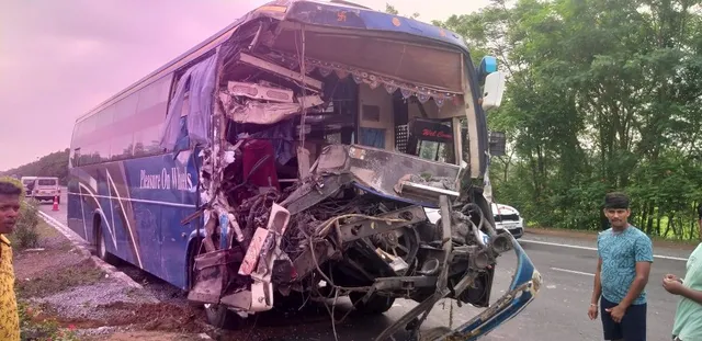 ବଡ଼ଚଣାରେ ମର୍ମନ୍ତୁଦ ସଡ଼କ ଦୁର୍ଘଟଣା: ବସ୍ ଚାଳକ ମୃତ, ୯ ଯାତ୍ରୀ ଆହତ