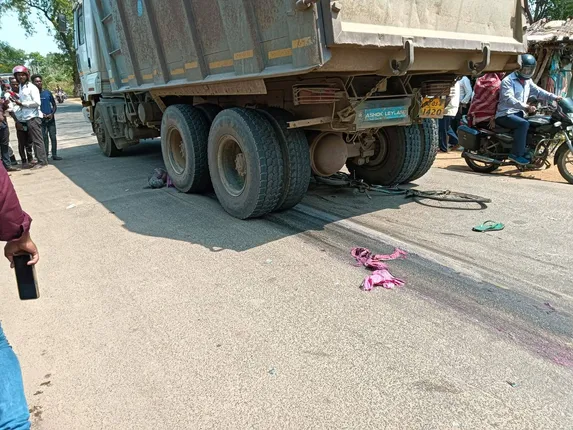 ଚଢ଼ିଗଲା ହାଇୱା, ଚାଲିଗଲା ବୃଦ୍ଧଙ୍କ ଜୀବନ: କ୍ଷତିପୂରଣ ଦାବିରେ ଉତ୍ତେଜନା