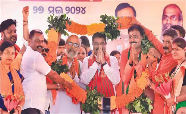 ବାଲେଶ୍ବରରେ ଧର୍ମେନ୍ଦ୍ରଙ୍କ ତୋଫାନୀ ପ୍ରଚାର, ରୋଡ୍‌ ସୋ’: ପ୍ରତାପ ନନାଙ୍କ ପ୍ରଧାନମନ୍ତ୍ରୀ ପ୍ରାର୍ଥୀ ମୋଦୀ, ଲେଖାଶ୍ରୀଙ୍କର କିଏ?