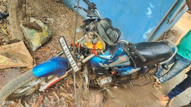 ଟ୍ରକ୍ ପଛକୁ ପିଟିଲା ବାଇକ୍, ୨ ଗୁରୁତର