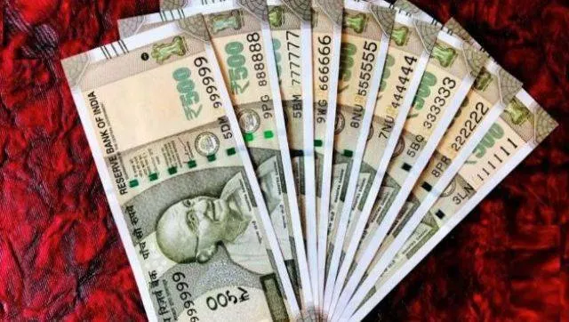 ଶୀଘ୍ର ୧ କୋଟି କେନ୍ଦ୍ର ସରକାରୀ କର୍ମଚାରୀଙ୍କ ପାଇଁ ଆସିପାରେ ଖୁସି ଖବର: ଯଦି ଅଷ୍ଟମ ବେତନ ଆୟୋଗ ଲାଗୁ ହୁଏ ତେବେ ଦରମା କେତେ ବଢ଼ିବ?