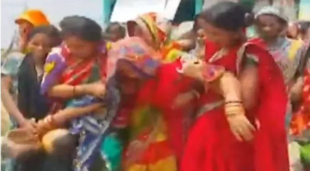 ଗାଁରେ ପହଞ୍ଚିଲା ଓଡ଼ିଆ ଶ୍ରମିକ ସନ୍ତୋଷ ଗୌଡ଼ଙ୍କ ମୃତଦେହ