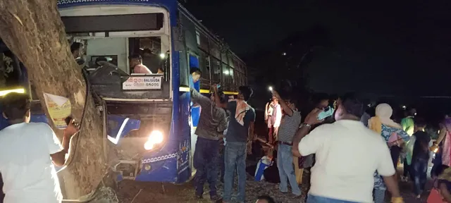ସରକାରୀ ଯାତ୍ରୀବାହୀ ବସ୍‌ ଦୁର୍ଘଟଣାଗ୍ରସ୍ତ; ୫ ଜଣ ଯାତ୍ରୀ ଗୁରୁତର