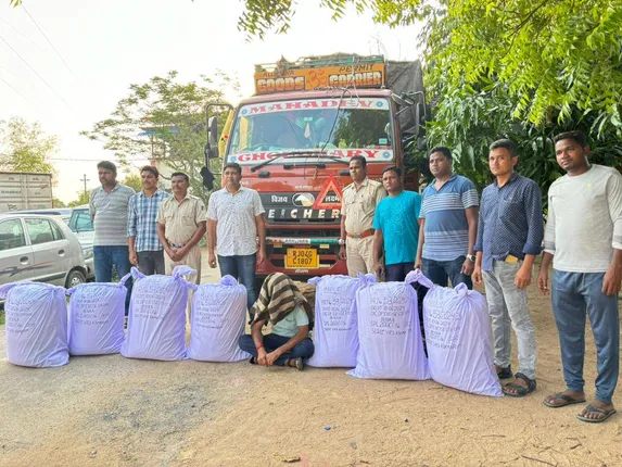 ଗଞ୍ଜେଇ ବୋଝେଇ ଟ୍ରକ୍‌ ଜବତ, ଜଣେ ଗିରଫ