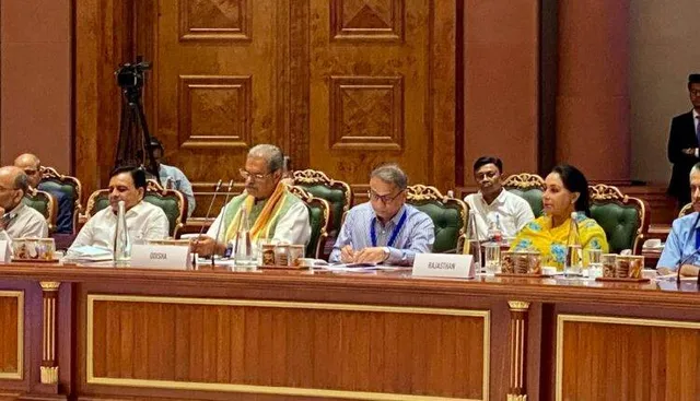 ପ୍ରାକ-ବଜେଟ୍ ପରାମର୍ଶ ବୈଠକ: ସମ୍ବଲପୁରରେ ଏମ୍ସ-୨ ସହ ସୁଭଦ୍ରା ଯୋଜନା ପାଇଁ ଆର୍ଥିକ ସହାୟତା ମାଗିଲେ ରାଜ୍ୟ ଅର୍ଥ ମନ୍ତ୍ରୀ