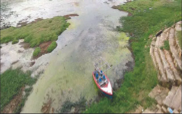 ହଜିବାକୁ ବସିଲାଣି ଅଂଶୁପା ହ୍ରଦ