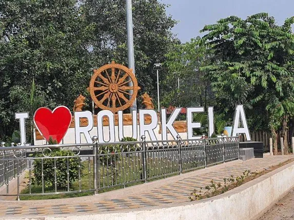 କାମ ନ କରି ବିଲ୍‌ ଉଠାଇ ନେଉଛି ଠିକାସଂସ୍ଥା!