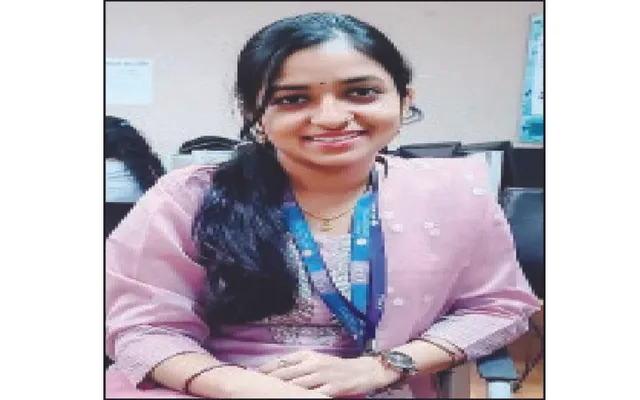 ଅଧ୍ୟାପିକାଙ୍କୁ ଛାତରୁ ଠେଲି ହତ୍ୟା ଅଭିଯୋଗ: ୧୨ରୁ ଊର୍ଧ୍ବ କର୍ମଚାରୀଙ୍କୁ ପୁଲିସର ଜେରା