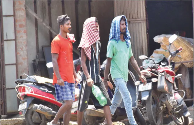 ଟିଟିଲାଗଡ଼ ସବୁଠୁ ଉତ୍ତପ୍ତ: ୪ ଜିଲ୍ଲାକୁ ‘ଅରେଞ୍ଜ୍‌ ଵାର୍ନିଂ’