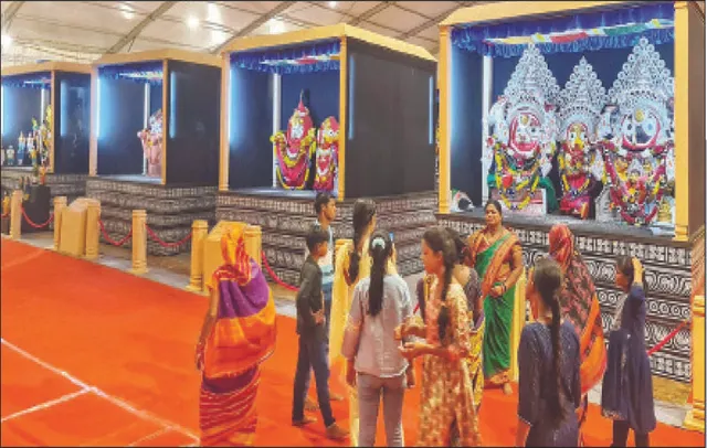 ଶ୍ରୀଜଗନ୍ନାଥବଲ୍ଲଭରେ ମହାପ୍ରଭୁଙ୍କ ବେଶ ପ୍ରଦର୍ଶନୀ: କାଲି ଖୋଲିଥିଲେ, ପୁଣି ଲଗାଇଲେ