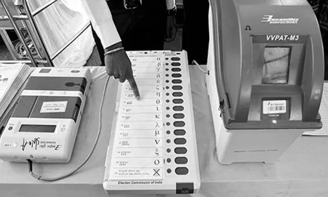 ବିକଳ୍ପ ବିଶ୍ବ: ଇଭିଏମ୍‌ ବିବାଦ ଓ ସବୁଜ ନିର୍ବାଚନ