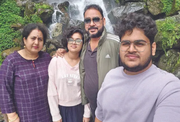 ସିକ୍କିମ୍‌ରେ ଫସିଛନ୍ତି ଓଡ଼ିଆ ପରିବାର: ଉଦ୍ଧାର ପାଇଁ ସରକାରଙ୍କୁ ନିବେଦନ