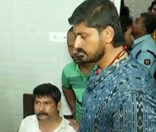 ସାଲେପୁରରେ ବିଜେପି ପ୍ରାର୍ଥୀଙ୍କ ଏଜେଣ୍ଟଙ୍କୁ ପନିକିରେ ବିଜେଡି କର୍ମୀଙ୍କ ଆକ୍ରମଣ: ଧାମନଗରରେ ଦୁଇ ଗୋଷ୍ଠୀ ମୁହାଁମୁହିଁ