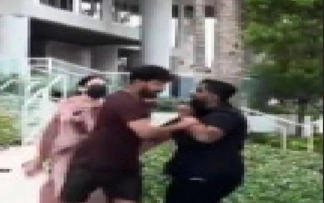 ପ୍ରଶଂସକଙ୍କୁ ପିଟିବାକୁ ଦୌଡ଼ିଲେ ରୌଫ