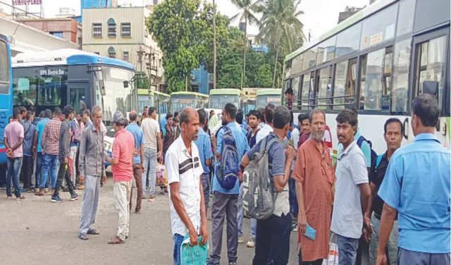 କଣ୍ଡକ୍ଟରଙ୍କୁ ଆକ୍ରମଣ ଅଭିଯୋଗରେ ଧାରଣା: ୨ଘଣ୍ଟା ମୋ’ ବସ ଚଳାଚଳ ଠପ୍‌