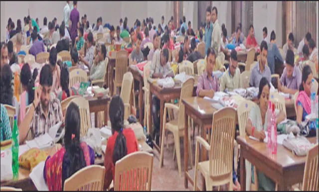 ପ୍ରତିଯୋଗିତାମୂଳକ ପରୀକ୍ଷା ପ୍ରସ୍ତୁତି ପାଇଁ ଲାଇବ୍ରେରି ନାହିଁ