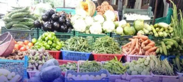 ବାଲେଶ୍ୱରରେ କର୍ଫ୍ୟୁ: ରାଜ୍ୟରେ ପରିବା ଦର ଆକାଶ ଛୁଆଁ