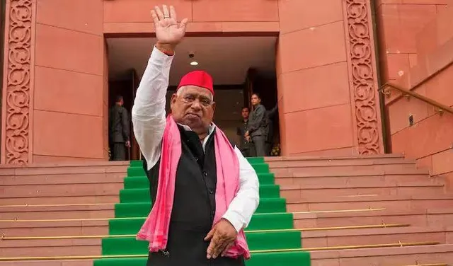 ବଜେଟରେ ଅଯୋଧ୍ୟାକୁ ଅଣଦେଖା ବିଜେପିକୁ ମହଙ୍ଗା ପଡ଼ିବ: ଫୈଜାବାଦ ସାଂସଦଙ୍କ ଚେତାବନୀ