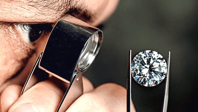 ହୀରା ବ୍ୟବସାୟ ପାଇଁ ନୂଆ ସୁଯୋଗ: ସୁରଟରେ ହୀରା ଶିଳ୍ପ ଚମକିବ