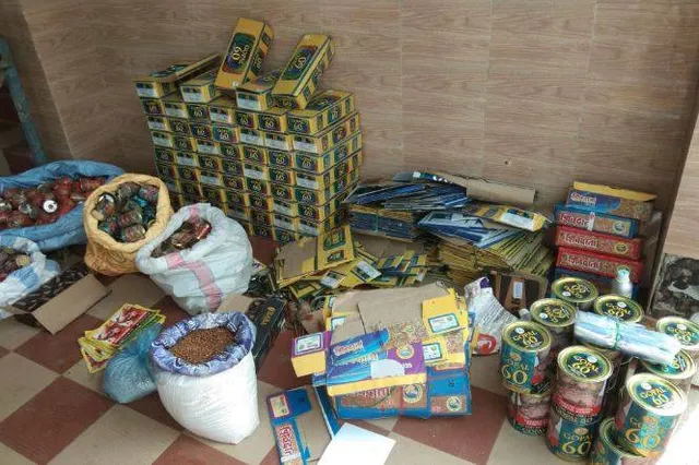 ନକଲି ଜର୍ଦ୍ଦା କାରଖାନା ଉପରେ ଚଢ଼ାଉ: ଲୋଗୋ-ଷ୍ଟିକର-ଯନ୍ତ୍ରାଂଶ ଜବତ, ୨ ଗିରଫ