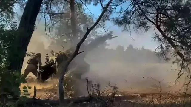 ରୁଷିଆକୁ ଦୁର୍ବଳ କରିବା ପାଇଁ ୟୁକ୍ରେନର ନୂଆ ରଣନୀତି: ଡ୍ରୋନ୍ ଦ୍ବାରା ତୈଳ ଡିପୋକୁ ଟାର୍ଗେଟ