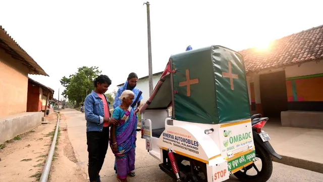 ମୟୂରଭଞ୍ଜ ଜିଲ୍ଲାର ଭୌଗୋଳିକ ପ୍ରତିବନ୍ଧକ ଅଞ୍ଚଳରେ ଲୋକଙ୍କ ପାଇଁ ବରଦାନ "ବାଇକ୍ ଆମ୍ବୁଲାନ୍ସ'