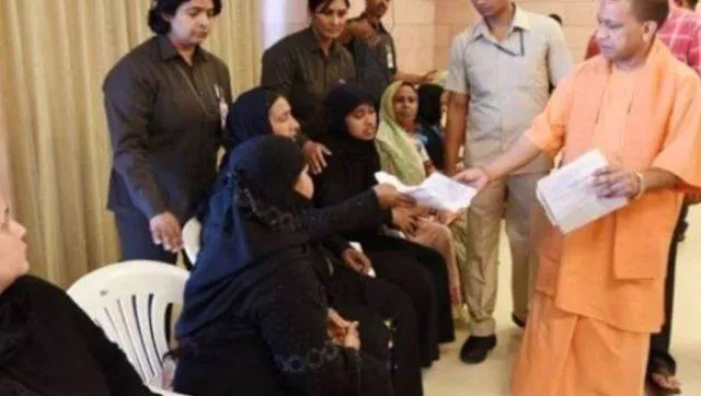 ଯେଉଁମାନଙ୍କର ଘର ନାହିଁ ତାଙ୍କୁ ଘର, ଅସୁସ୍ଥଙ୍କୁ ଚିକିତ୍ସା: ଜନତା ଦର୍ଶନରେ ଯୋଗୀ କହିଲେ ବ୍ୟସ୍ତ ହୁଅନ୍ତୁ ନାହିଁ