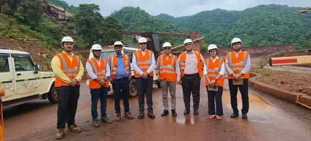 ଦୈତାରି ଖଣିଅଞ୍ଚଳ ପରିଦର୍ଶନ କଲେ ଗୁଜରାଟର ଖଣି ଅଧିକାରୀ