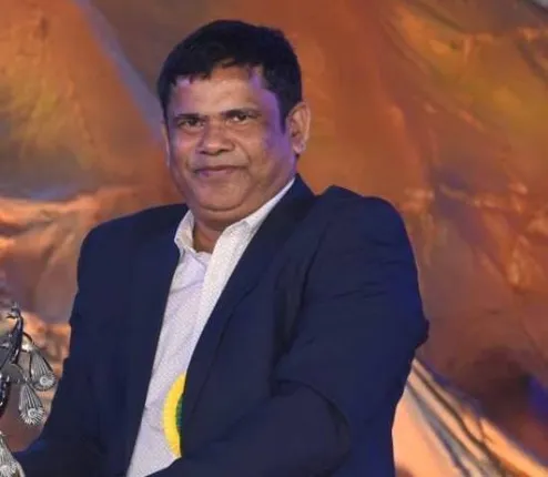 ଗଜପତି ଏଡିଏମ ବୀରେନ୍ଦ୍ର ଦାସଙ୍କ ଦେହାନ୍ତ,ଭକତ ବିଦୁର ଶାଗ ଭଜା...ଗୀତ ଗାଉଥିବାବେଳେ ହଠାତ ଟଳିପଡ଼ିଲେ