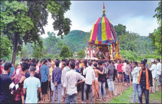 ପାହାଡ଼ ଉପରେ ୬ଶହ ବର୍ଷର ରଥଯାତ୍ରା: ବଳରାମପୁର ଉପରଗଡ଼ରେ ଶ୍ରୀଜଗନ୍ନାଥ ପରମ୍ପରା