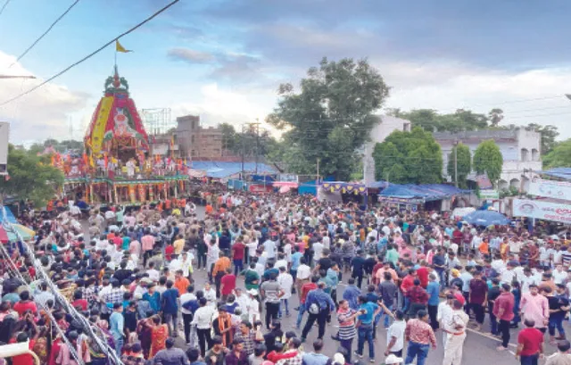 ତୃତୀୟ ଶ୍ରୀକ୍ଷେତ୍ରରେ ବାହୁଡ଼ାଯାତ୍ରା: ଅଧାବାଟରେ ଅଟକିଲେ ଶ୍ରୀଜିଉ