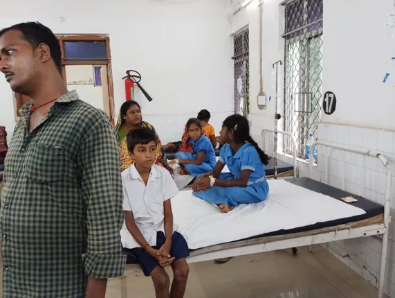 ଏକ୍ସପାୟାରୀ ବଟିକା ଖାଇ ୩୦ ରୁ ଅଧିକ ପିଲା ଅସୁସ୍ଥ