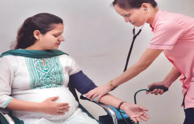 ଗର୍ଭାବସ୍ଥାରେ ରକ୍ତଚାପ ନିୟନ୍ତ୍ରଣ