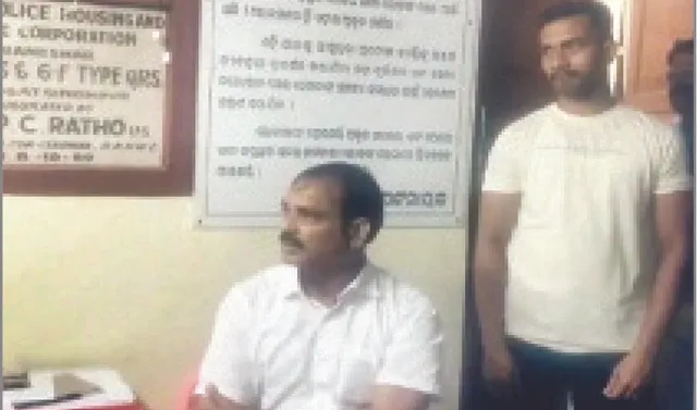 ଚର୍ଚ୍ଚାରେ ଜଗତସିଂହପୁର ବିଧାୟକ ଅମରେନ୍ଦ୍ର: ଥାନା ଅଧିକାରୀଙ୍କୁ ଦେଲେ ଚ‌ାରି ପ୍ୟାକେଟ୍ କାଗଜ, ୨୦ଟି କଲମ