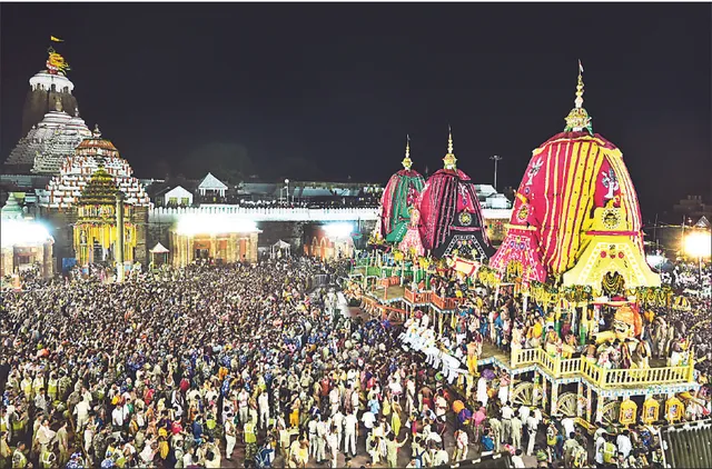 ବାହୁଡ଼ିଲେ ମହାବାହୁ: ସିଂହଦ୍ବାର ଚକଡ଼ାରେ ତିନିରଥ