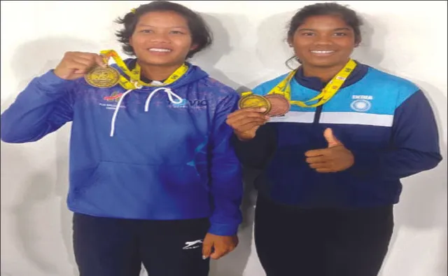 କ୍ରୀଡ଼ା ସଂସାର: ଗୋଟିଏ ଖେଳରେ ଦୁଇ ଭଉଣୀ, ଦୁହିଁଙ୍କ ନାଁ ମୀନା!