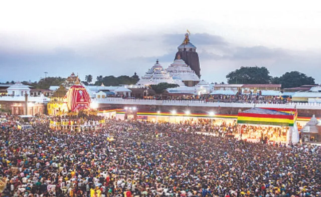 ପୁରୀରେ ମହାପ୍ରଭୁଙ୍କ ପହଣ୍ଡି ବେଳେ ଉଡ଼ିଲା ୪ ଡ୍ରୋନ୍‌, ଜବତ କଲା ପୁଲିସ