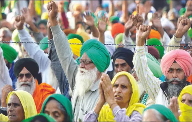 ସରକାର-ଚାଷୀ ବିଶ୍ୱାସ ସଙ୍କଟ: ସମାଧାନ ପାଇଁ କମିଟି ଗଠନ କରିବାକୁ ସୁପ୍ରିମ୍‌କୋର୍ଟଙ୍କ ପ୍ରସ୍ତାବ