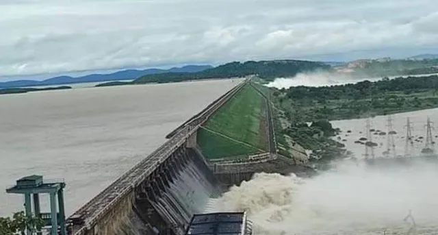 ହୀରାକୁଦ ଜଳଭଣ୍ଡାରର ଆଉ ୨ଟି ଗେଟ୍ ବନ୍ଦ: ୧୨ଟି ଗେଟ୍ ଦେଇ ବର୍ଷାଜଳ ନିଷ୍କାସନ ଜାରି