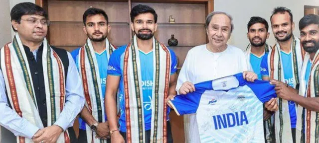 ନବୀନଙ୍କୁ ଭେଟିଲେ ଅଲିମ୍ପିକ୍ସ ବିଜୟୀ ଭାରତୀୟ ହକିଦଳ