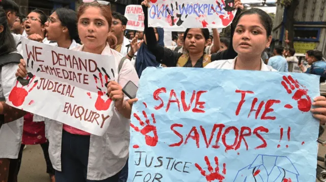 ଯଦି ରୋଗୀମାନେ ମରନ୍ତି, ତେବେ ଆମେ ଡାକ୍ତରଙ୍କୁ ଲୋକଙ୍କ କ୍ରୋଧରୁ ବଞ୍ଚାଇ ପାରିବୁ ନାହିଁ: ଡାକ୍ତରଙ୍କ ଧର୍ମଘଟ ନେଇ ଟିଏମସି ସାଂସଦଙ୍କ ଉତ୍ତେଜନାମୂଳକ ମନ୍ତବ୍ୟ