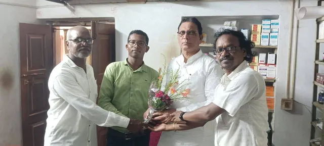 ସାନ୍ତାଳୀ ଭାଷାରେ ଶିକ୍ଷାଦାନ ପାଇଁ ବିଧାୟକ ଓ ସାଂସଦଙ୍କୁ ସୌଜନମୂଳକ ସାକ୍ଷାତ