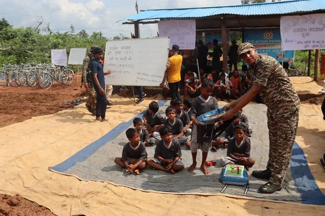 ଦୁର୍ଗମ ନକ୍ସଲ ପ୍ରବଣ ଗ୍ରାମରେ ଜନସଂପର୍କ ଶିବିର