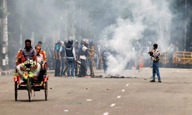 ବାଂଲାଦେଶ ସଂଘର୍ଷରେ ୯୮ ମୃତ; ଭାରତୀୟ ନାଗରିକଙ୍କ ପାଇଁ ଜାରି ହେଲା ସତର୍କ ସୂଚନା