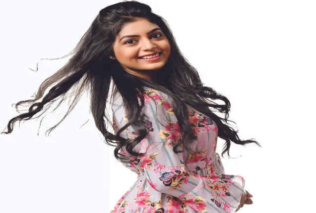 ଅଭିନେତ୍ରୀ ହେବେ ଶିକ୍ଷୟିତ୍ରୀ